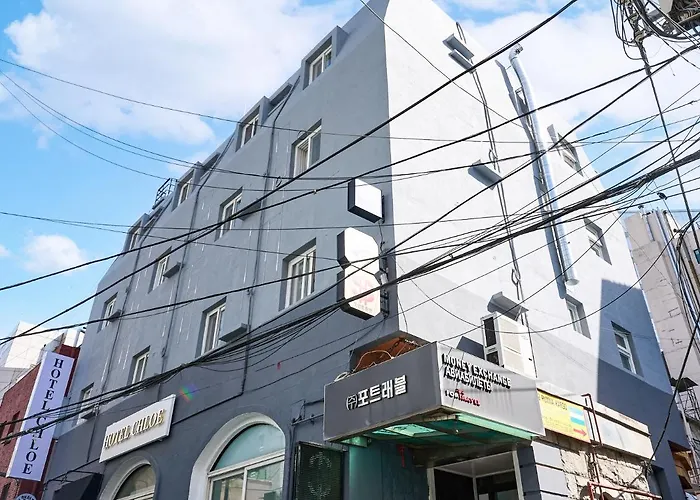 Hotel Chloe